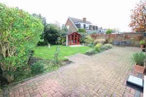 GARDEN- click for photo gallery